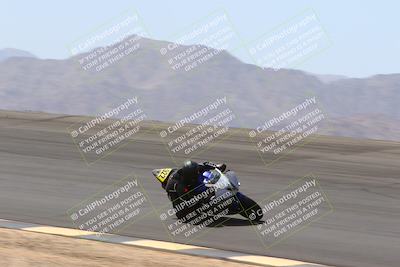 media/Apr-10-2022-SoCal Trackdays (Sun) [[f104b12566]]/Bowl (11am)/